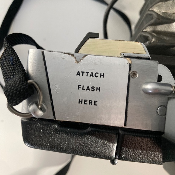 Polaroid Land Camera 101 Automatic - Picture 8 of 10